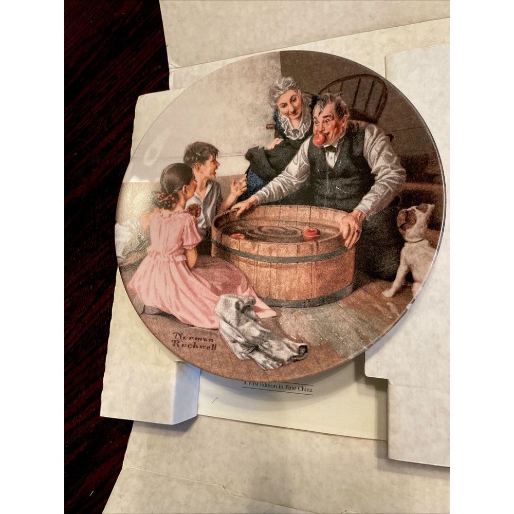 Vintage Norman Rockwell “Halloween Frolic” 1994 Collectors Plate ￼